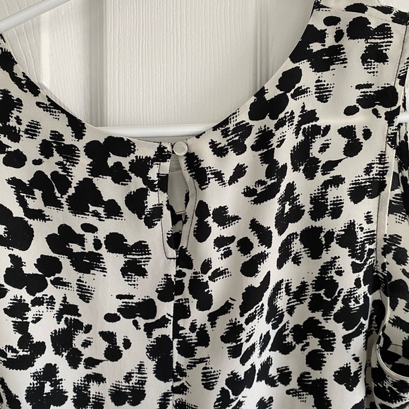 Merona sleeveless blouse, size medium - Picture 2 of 6